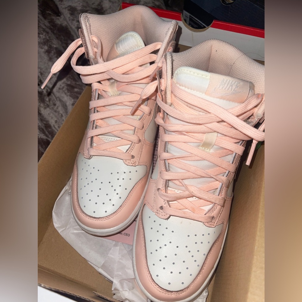 Nike dunk high sail crimson tint (W)